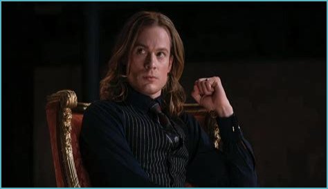 Discovering The Height Of Actor Sam Reid: A Closer Look